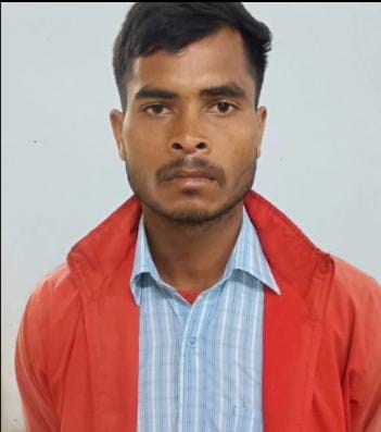 घुमाने के बहाने युवती से दुष्कर्म, आरोपी गिरफ्तार — सीतापुर पुलिस ने भेजा जेल