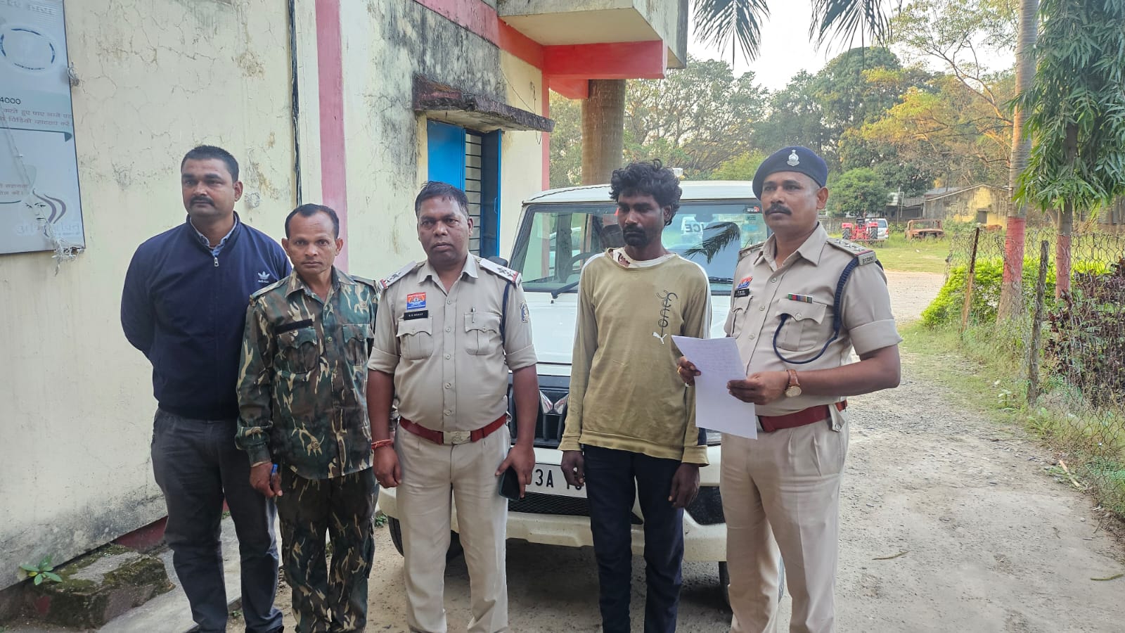 7 माह की गर्भवती पत्नी की डंडे से&hellip;