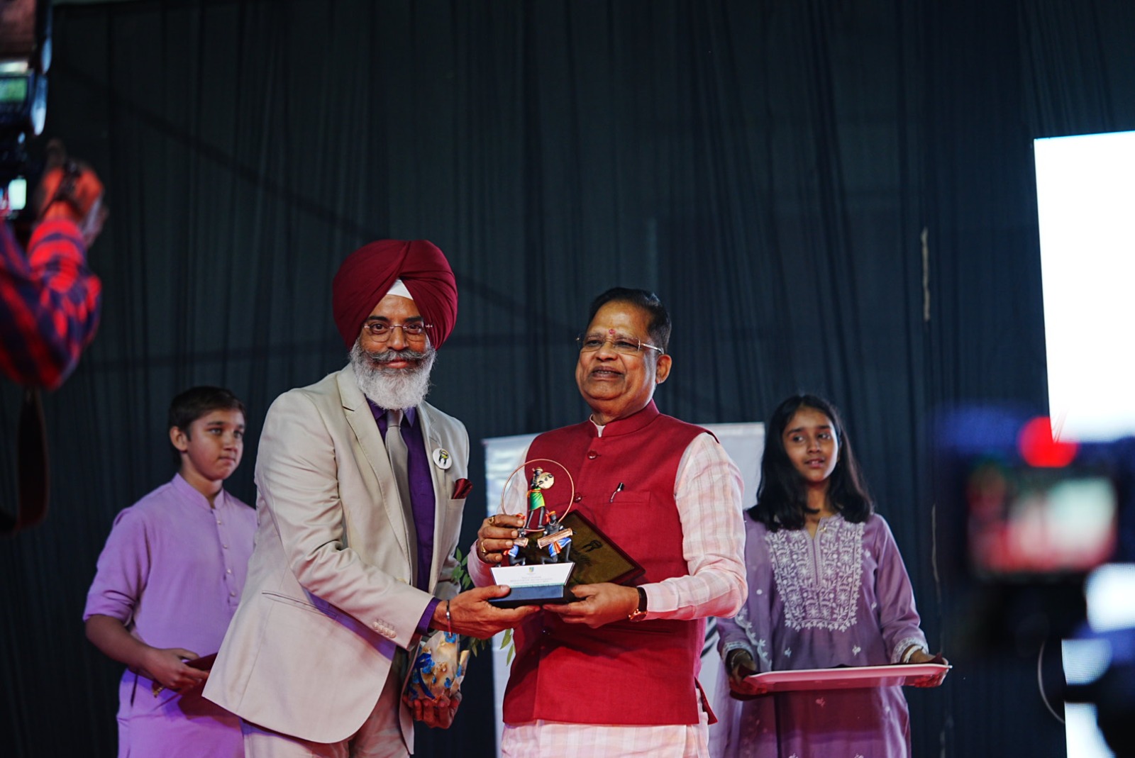 अरपा रिवर वैली इंटरनेशनल स्कूल…