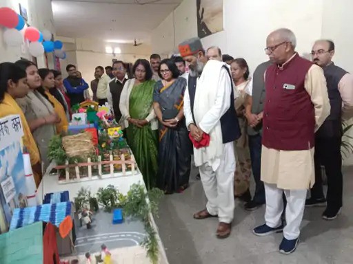 अग्रसेन गर्ल्स कॉलेज में भारतीय ज्ञान परंपरा पर प्रदर्शनी आयोजित