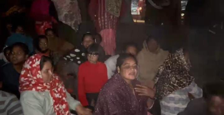 सीतापुर में दो गुटों के विवाद के बाद बढ़ा तनाव, आधी रात तक चक्का जाम – आज सीतापुर बंद