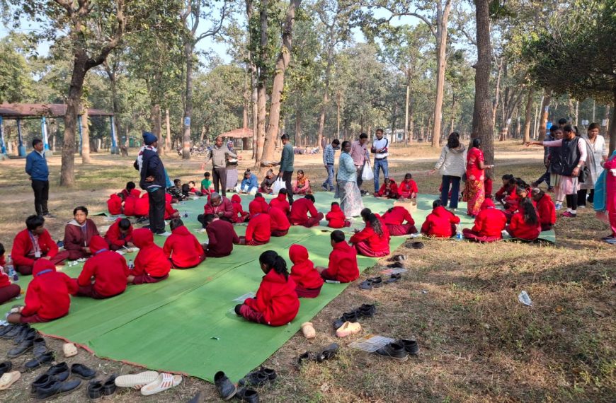 दृष्टिबाधित विद्यार्थियों के लिए सुखद अनुभूति से भरा रामगढ़ व सैनिक स्कूल का शैक्षणिक भ्रमण