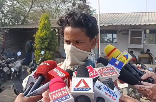 चाकू की नोक पर अपहरण कर मारपीट, भाजपा&hellip;