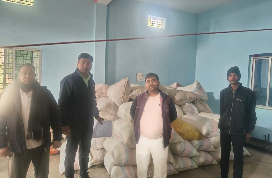 अवैध धान भंडारण पर बड़ी कार्रवाई
