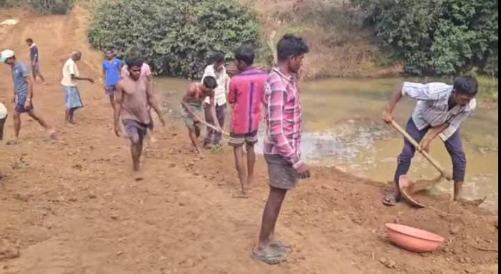 ग्रामीणों ने खुद बना लिया रपटा, 15 साल&hellip;