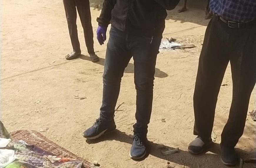 दो सहेलियों ने की अमानवीय मारपीट,चरित्र&hellip;